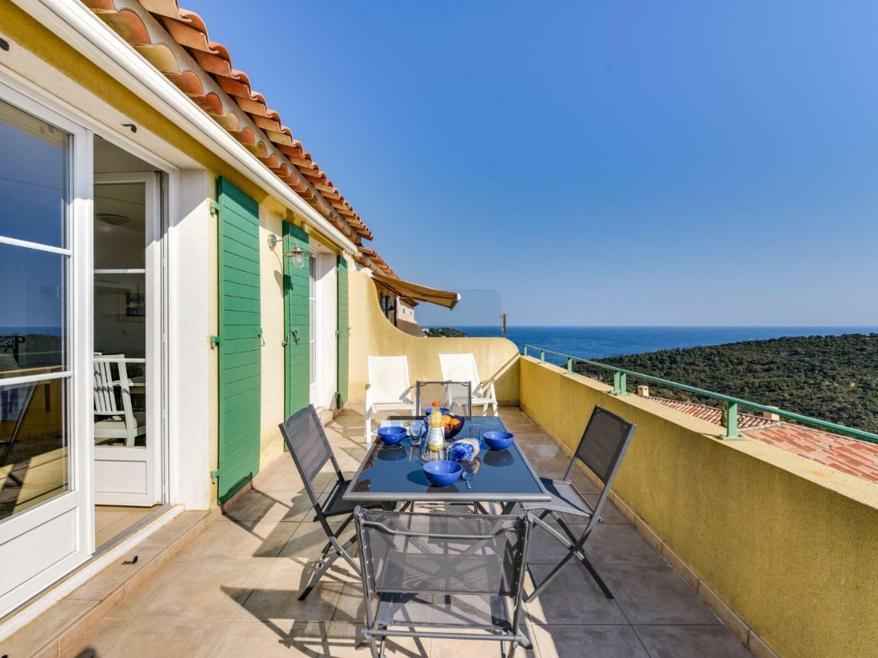קבלייר-סור-מר Holiday Home Le Belvedere By Interhome מראה חיצוני תמונה