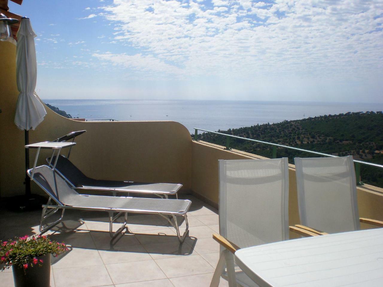 קבלייר-סור-מר Holiday Home Le Belvedere By Interhome מראה חיצוני תמונה